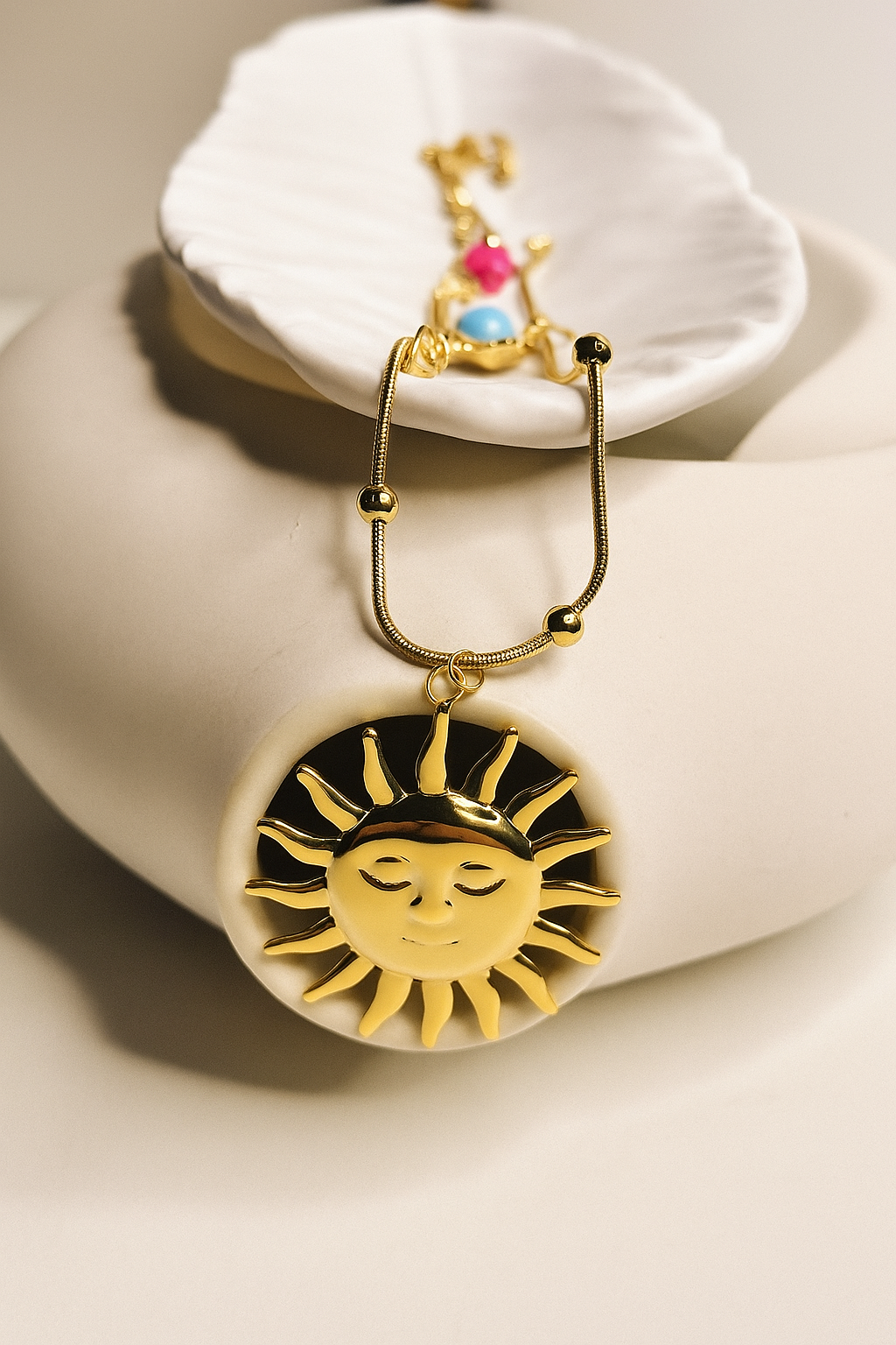 Soléa – Sun & Star Beaded Necklace (Anti-Tarnish)