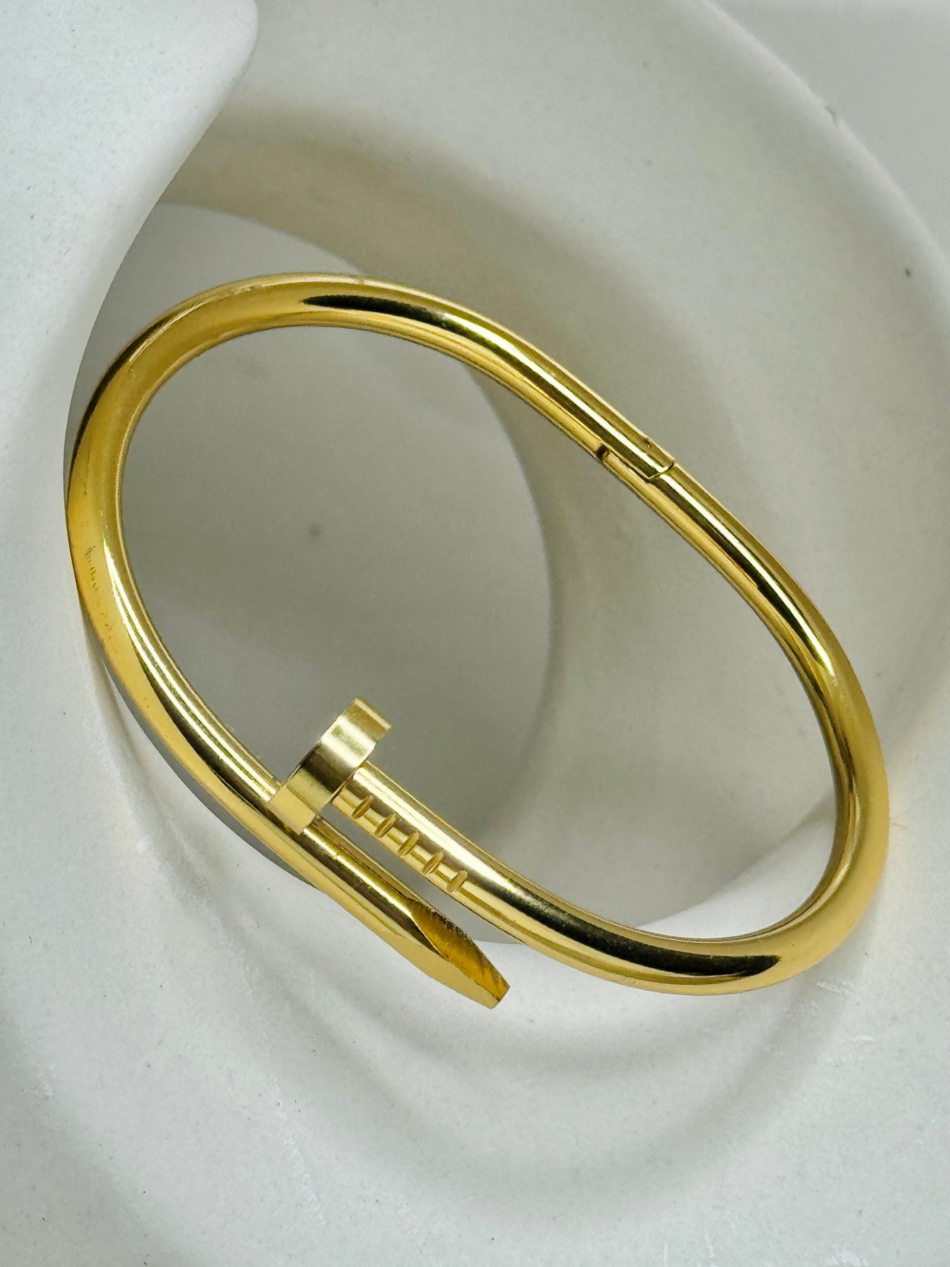Rhea – Nail-Inspired Gold Cuff (Tarnish-Free)