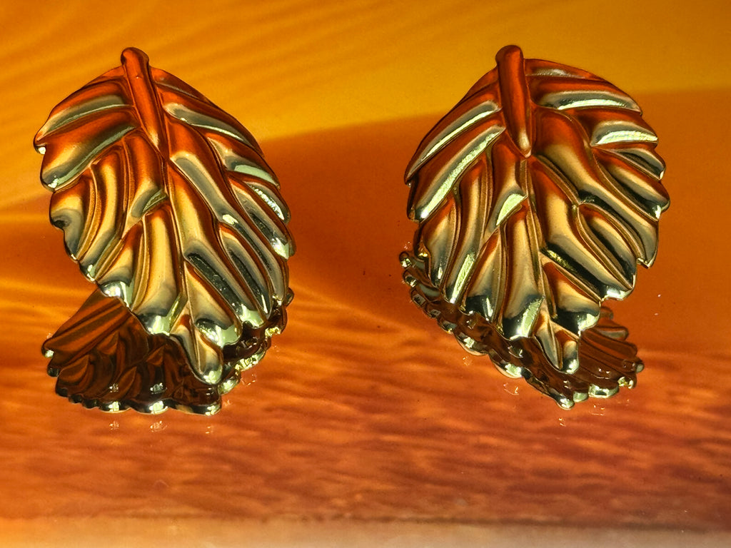 Zenya – Textured Leaf Earrings (Anti-Tarnish)