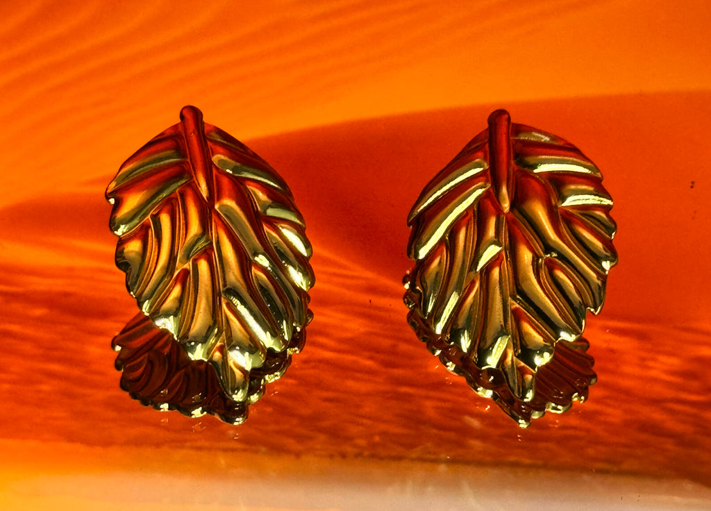 Zenya – Textured Leaf Earrings (Anti-Tarnish)