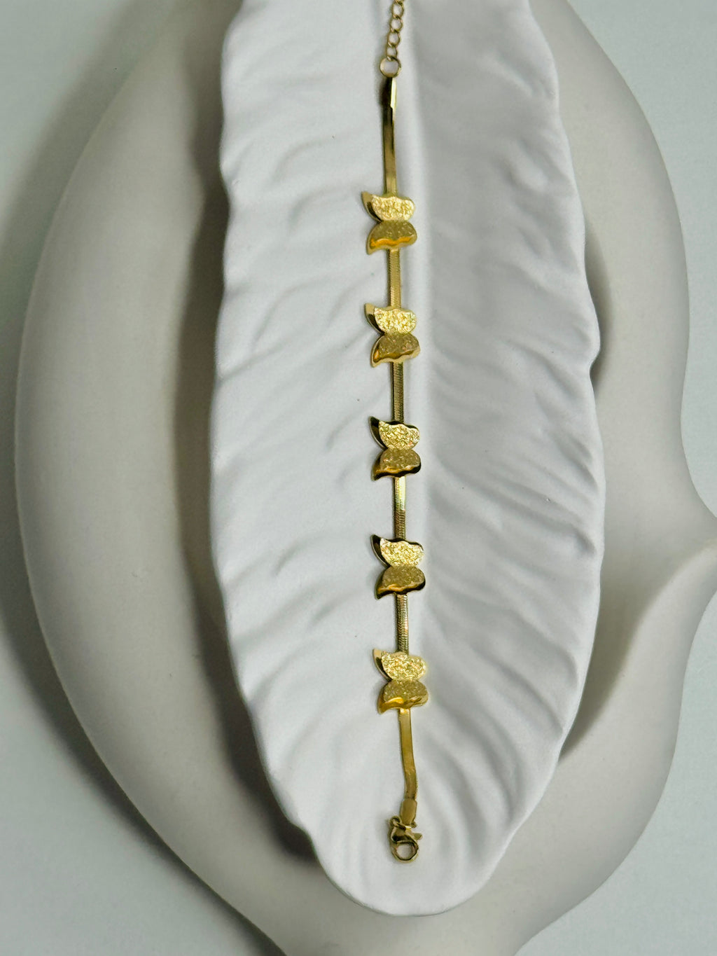 Luma – Butterfly Dance Bracelet (Anti-Tarnish)