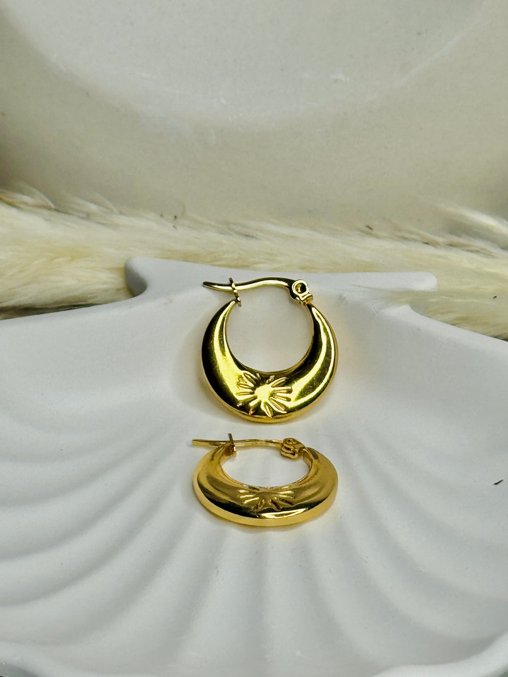 Celeste – Crescent Gold C- Shaped Hoop Earrings (Tarnish-Free)