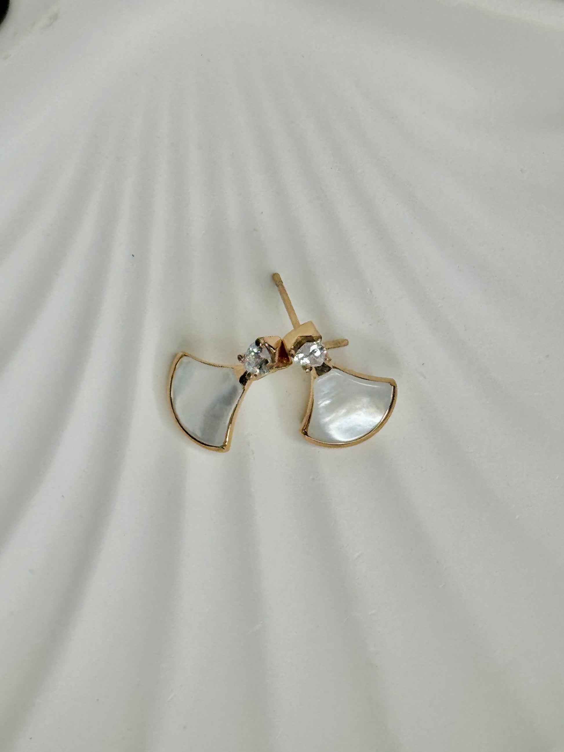 Zehra – Gilded Fan Earrings (Anti-Tarnish)