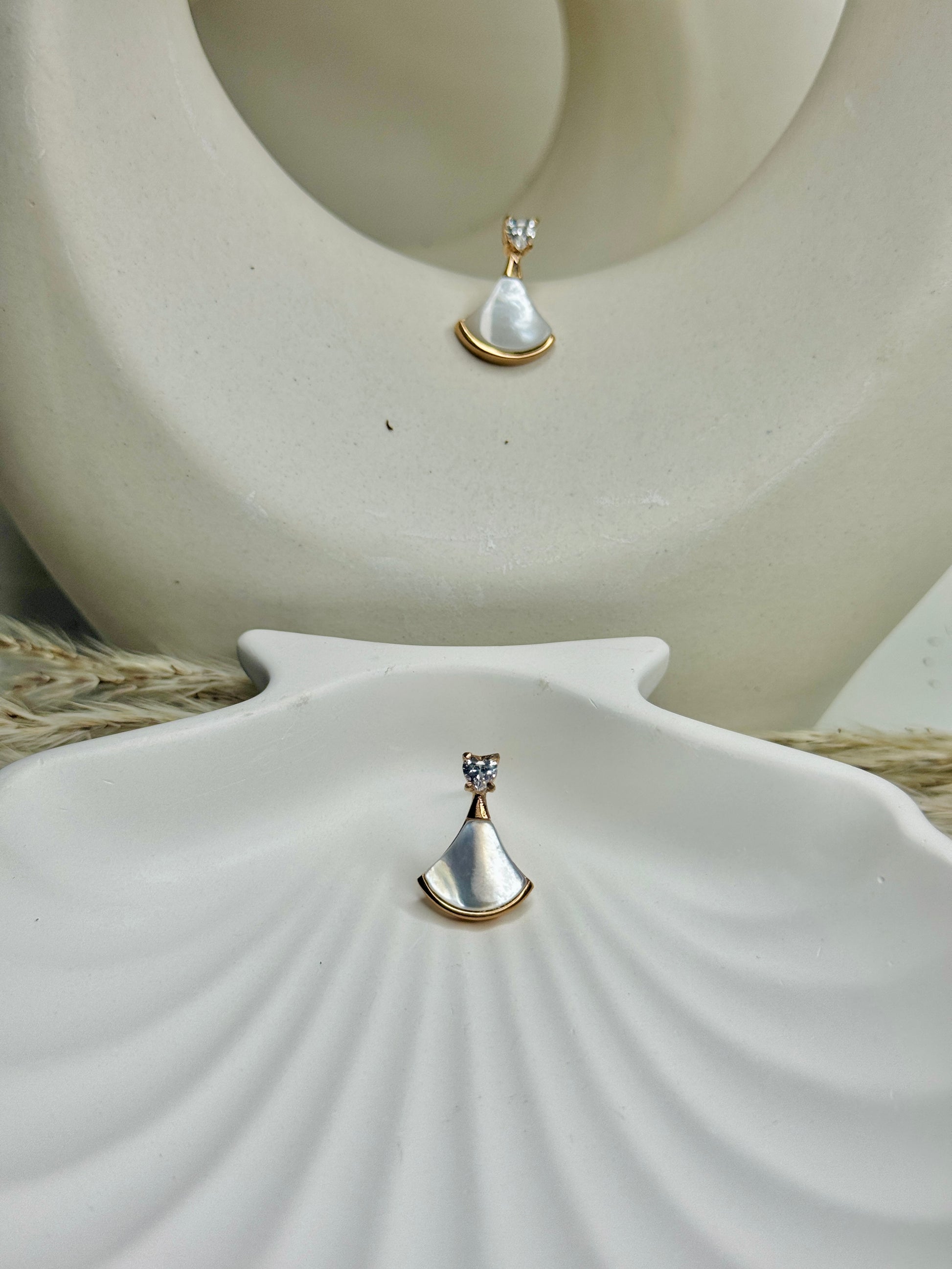 Zehra – Gilded Fan Earrings (Anti-Tarnish)