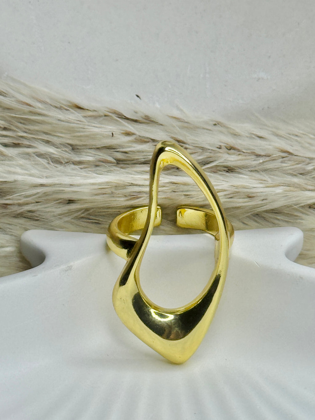 Nova – Sculptural Open Ring